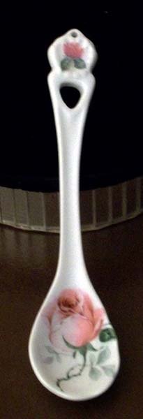 Ivy Rose Porcelain Spoon